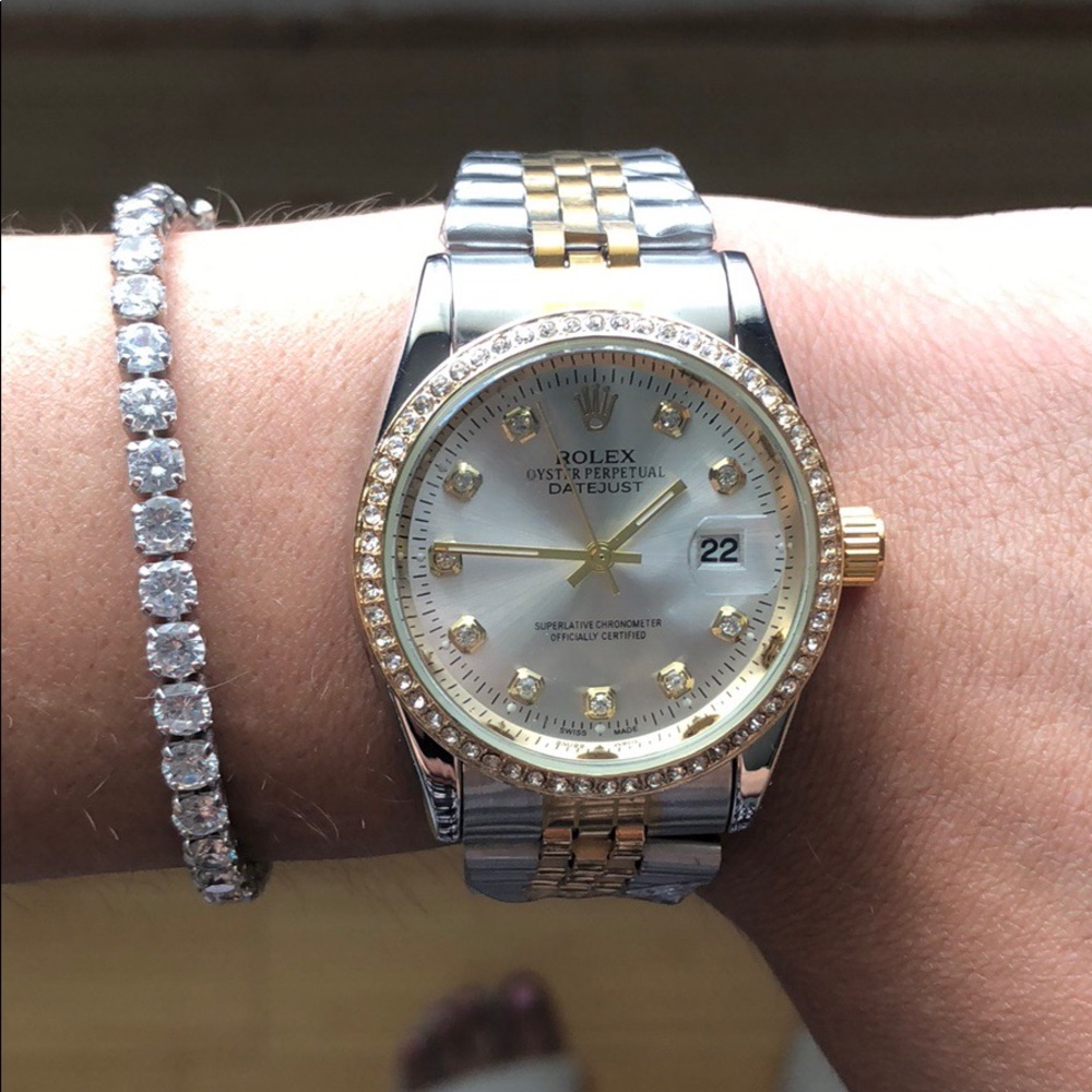 Unisex two tone, Big face watch